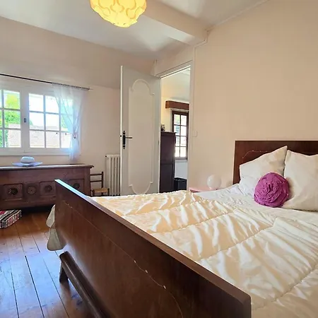 Medievale A Avec Jardin Clos, Animaux Acceptes, Wifi Et Parking Securise Houdan