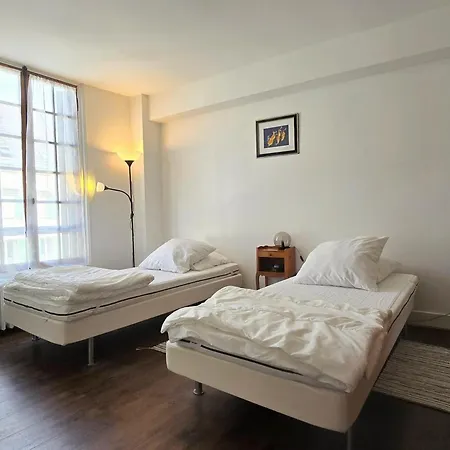 Medievale A Avec Jardin Clos, Animaux Acceptes, Wifi Et Parking Securise Country house